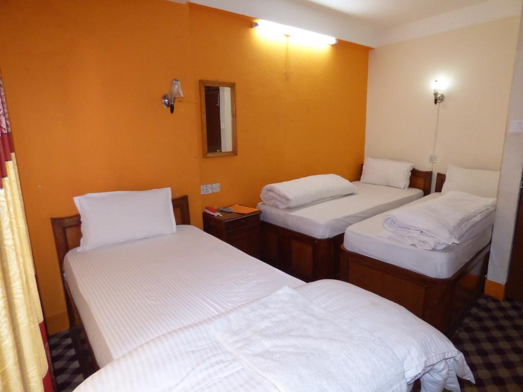 Hotel Api Kathmandu Zimmer foto