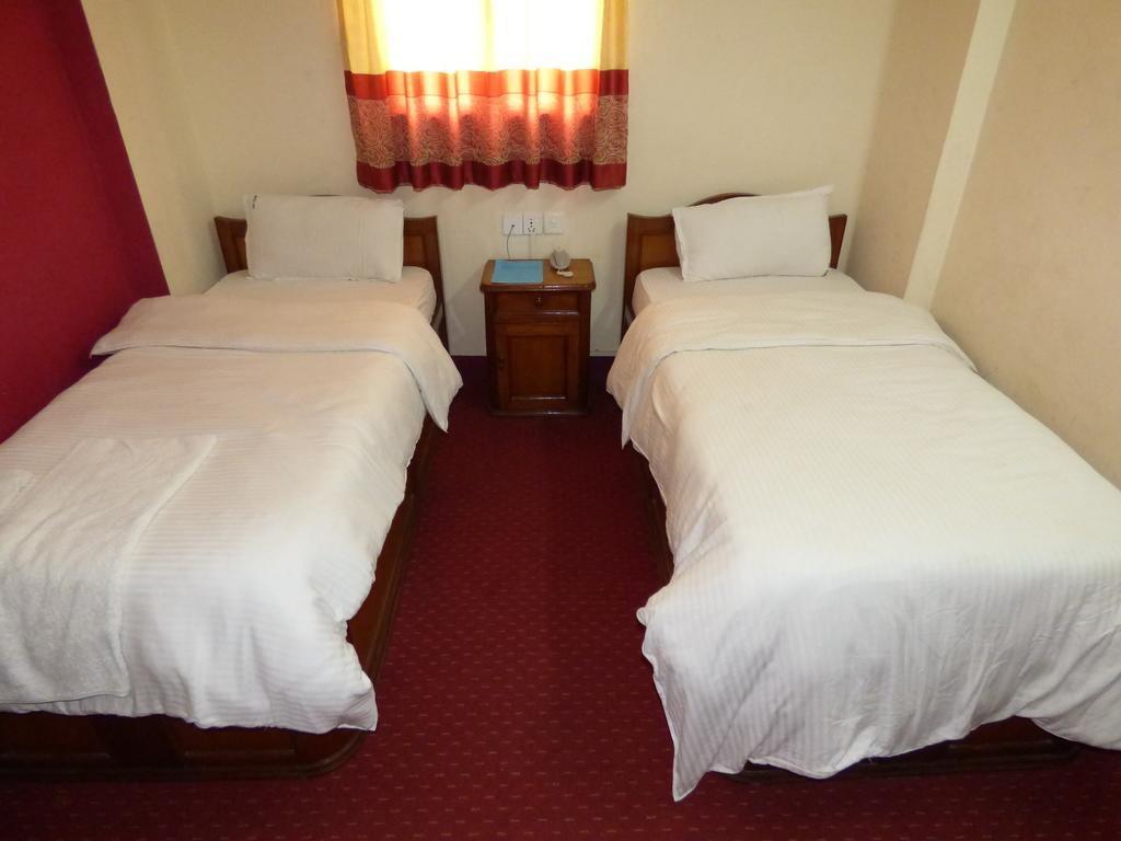 Hotel Api Kathmandu Zimmer foto